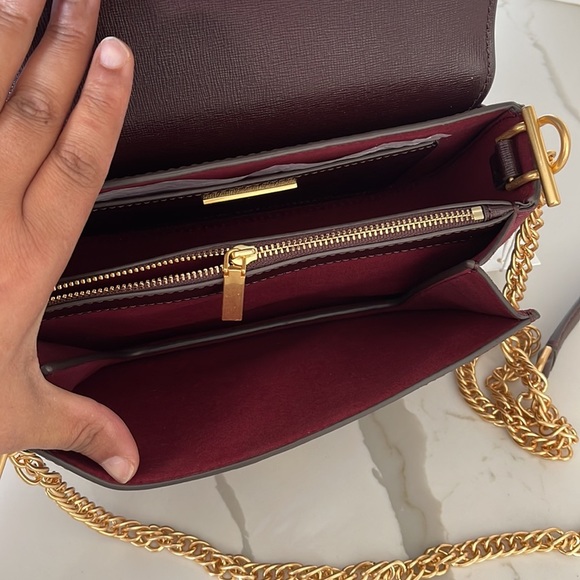 Tory Burch
Woven Plaid
Convertible Shoulder
Bag - Picture 6 of 9